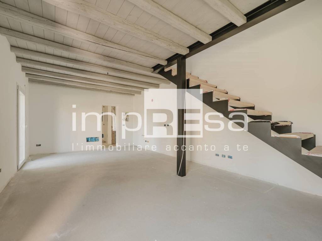 casa indipendente in vendita a Sacile