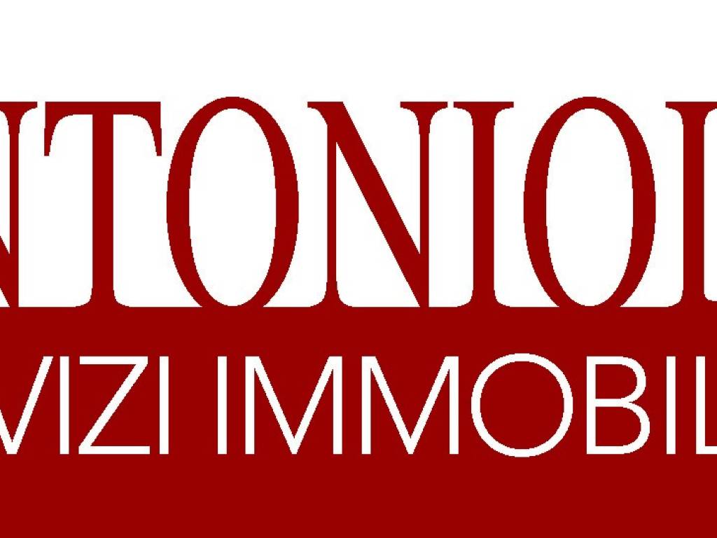 locale commerciale in vendita a Sacile