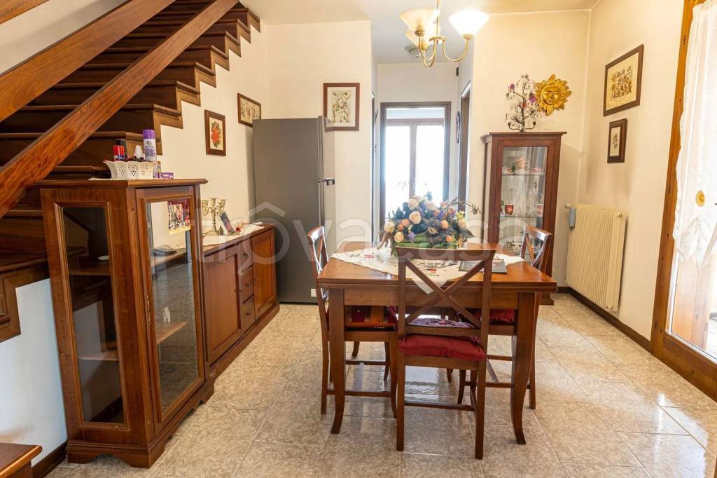 casa indipendente in vendita a Sacile