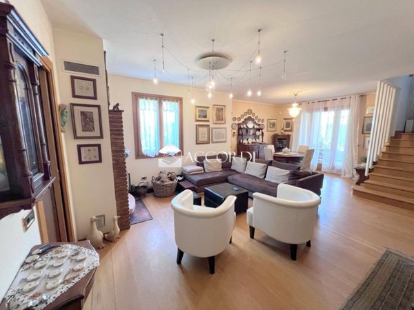 negozio in vendita a Sacile