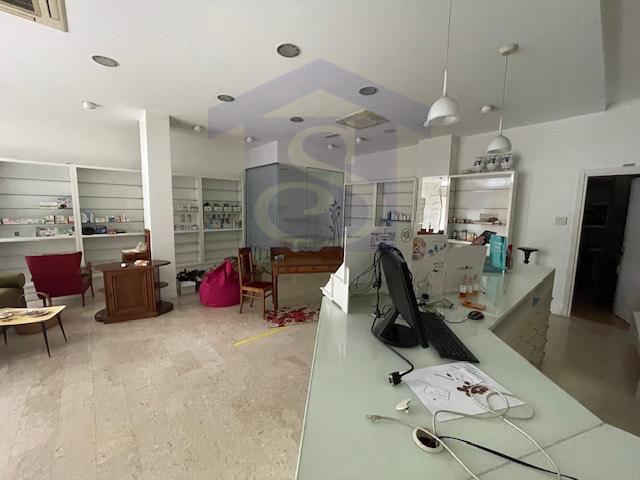 locale commerciale in vendita a Sacile