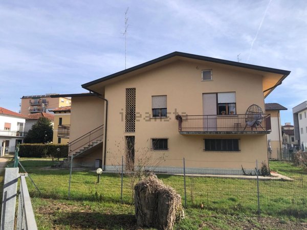 casa indipendente in vendita a Sacile