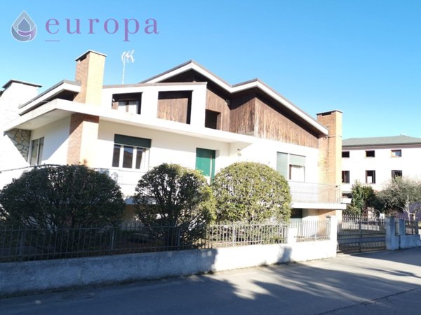 casa indipendente in vendita a Sacile in zona San Giovanni di Livenza