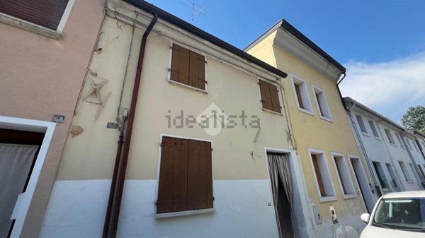 casa indipendente in vendita a Sacile