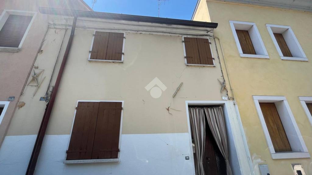 casa indipendente in vendita a Sacile