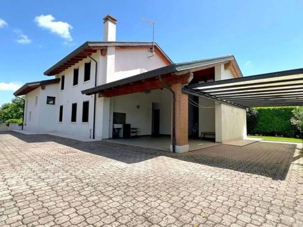 casa indipendente in vendita a Sacile in zona San Giovanni di Livenza