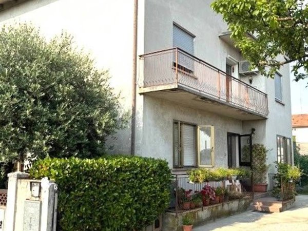 appartamento in vendita a Sacile in zona Topaligo