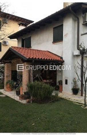 casa indipendente in vendita a Sacile