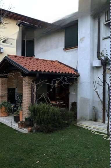 casa indipendente in vendita a Sacile