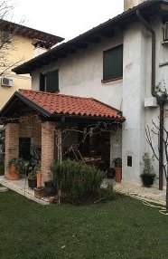 casa indipendente in vendita a Sacile