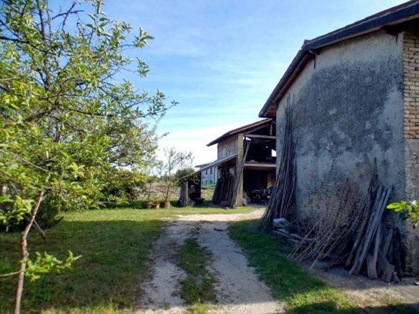 casa indipendente in vendita a Sacile
