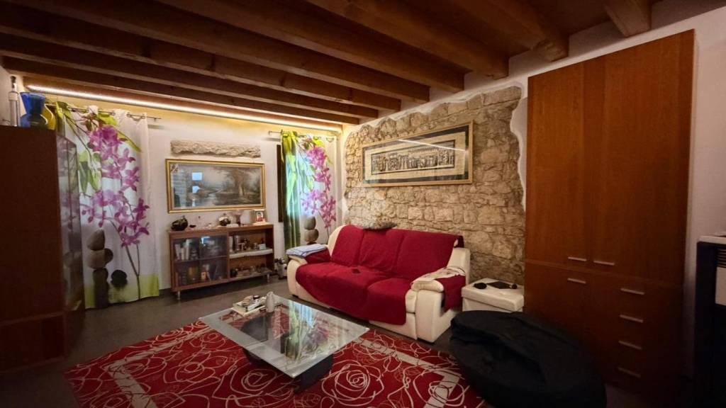 casa indipendente in vendita a Sacile