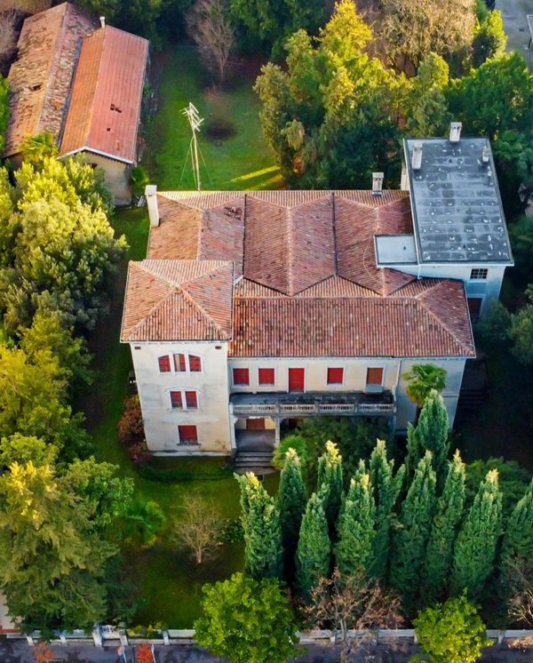 casa indipendente in vendita a Sacile