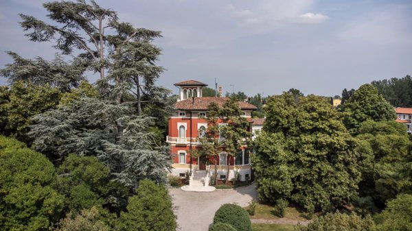 casa indipendente in vendita a Sacile