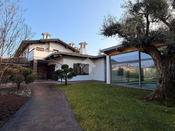 casa indipendente in vendita a Sacile