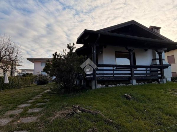 casa indipendente in vendita a Sacile