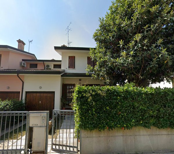 casa indipendente in vendita a Sacile