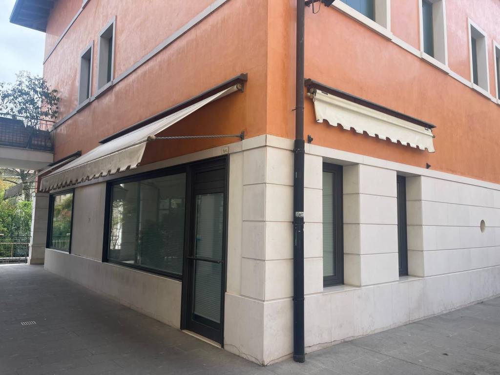 negozio in vendita a Sacile
