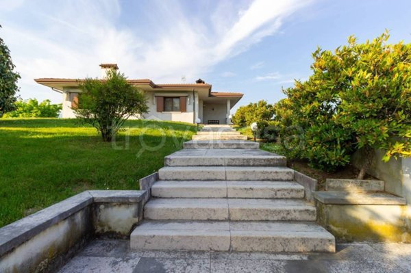 casa indipendente in vendita a Sacile in zona Casut