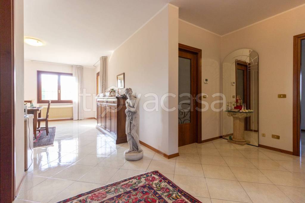 casa indipendente in vendita a Sacile in zona Casut
