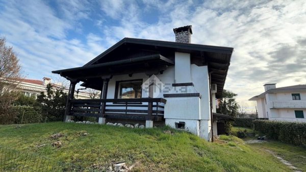 casa indipendente in vendita a Sacile
