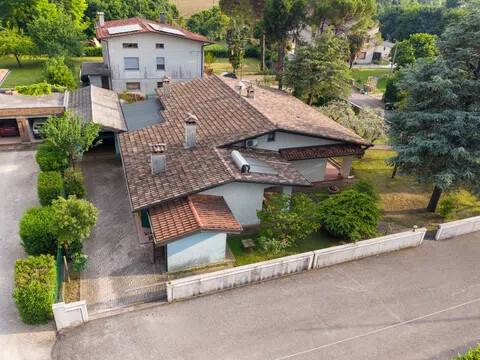 casa indipendente in vendita a Sacile in zona Cornadella