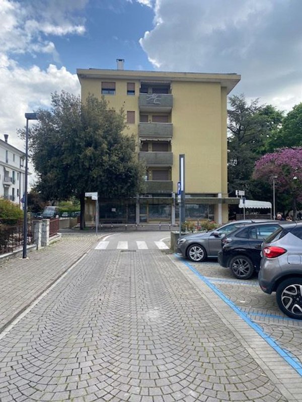 locale commerciale in vendita a Sacile