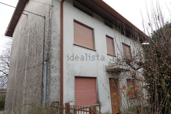 casa indipendente in vendita a Sacile