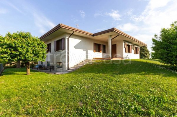 casa indipendente in vendita a Sacile in zona Casut