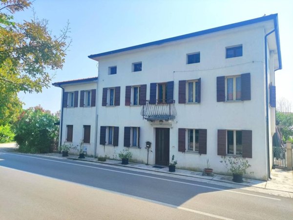 casa indipendente in vendita a Sacile