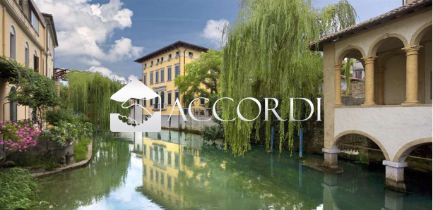 casa indipendente in vendita a Sacile in zona Schiavoi