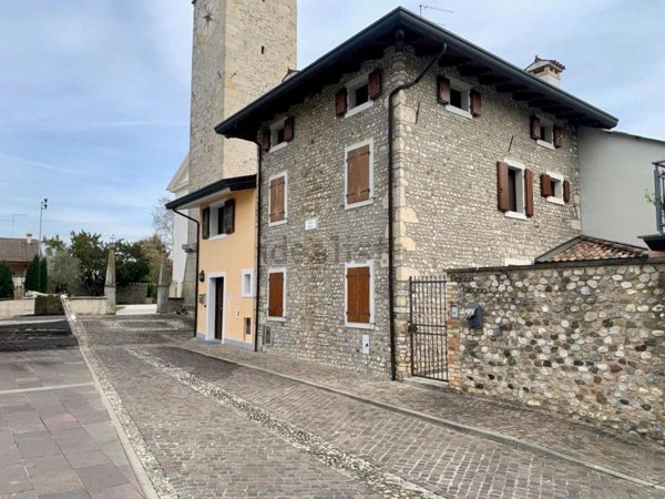 casa indipendente in vendita a San Giorgio della Richinvelda in zona Provesano