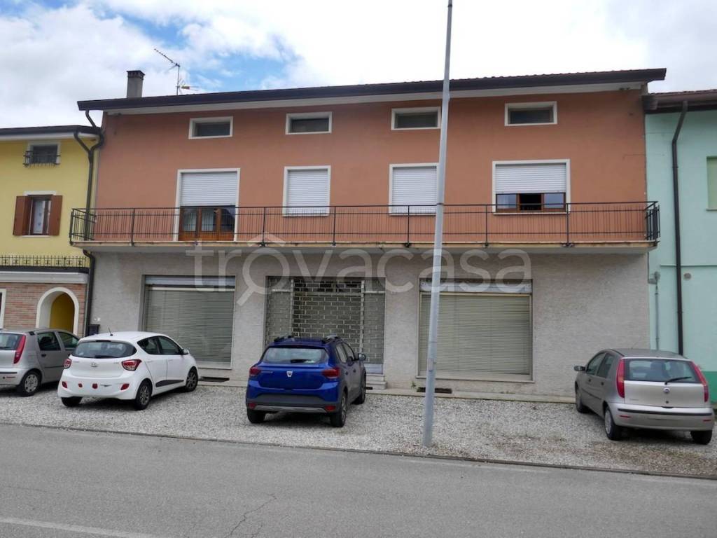 appartamento in vendita a San Giorgio della Richinvelda in zona Provesano