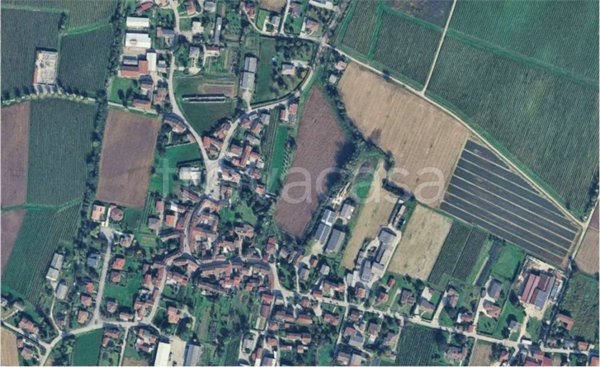 appartamento in vendita a San Giorgio della Richinvelda in zona Aurava