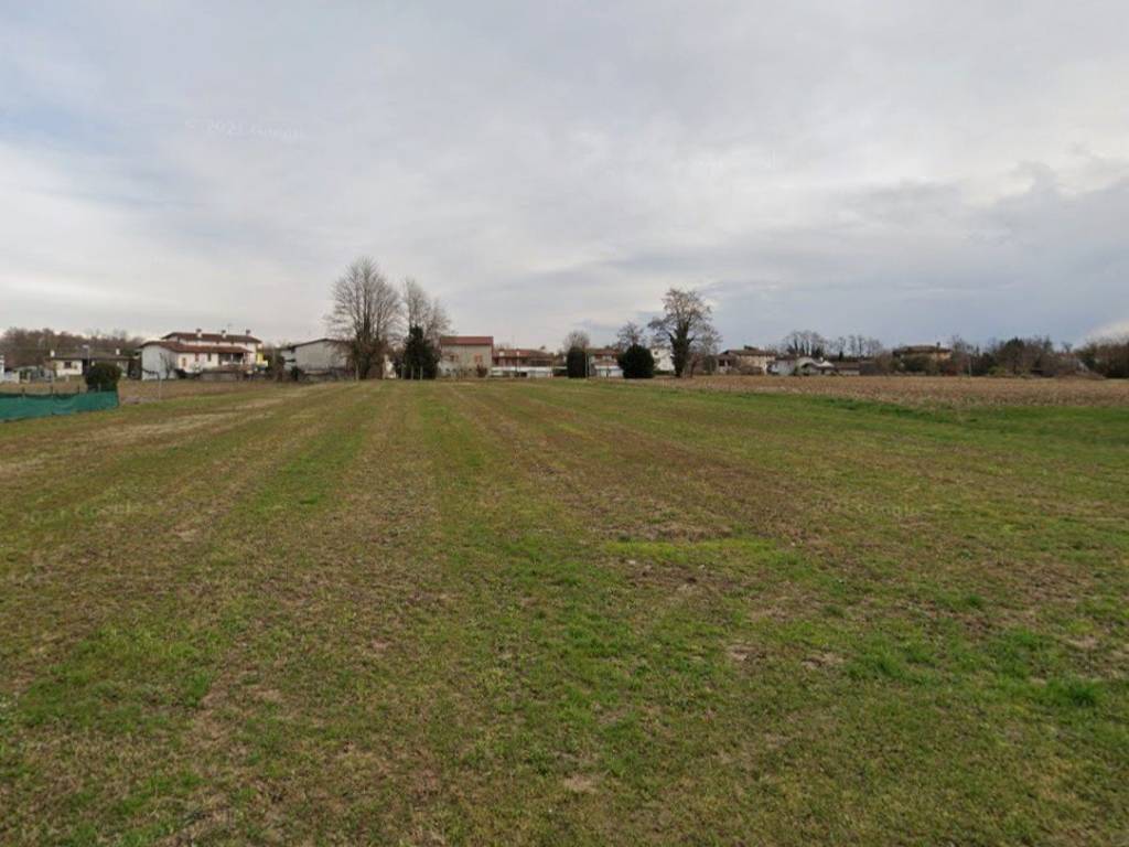 terreno edificabile in vendita a San Giorgio della Richinvelda in zona Provesano