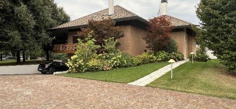 casa indipendente in vendita a San Giorgio della Richinvelda in zona Rauscedo