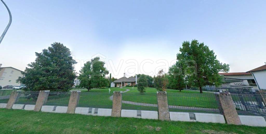 casa indipendente in vendita a San Giorgio della Richinvelda