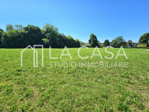 casa indipendente in vendita a San Giorgio della Richinvelda in zona Domanins