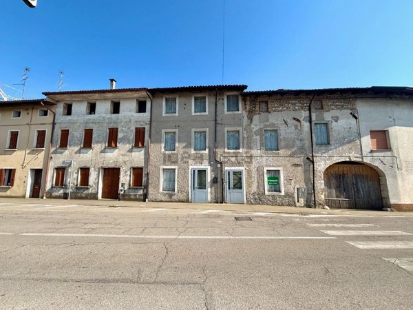 casa semindipendente in vendita a San Giorgio della Richinvelda in zona Rauscedo