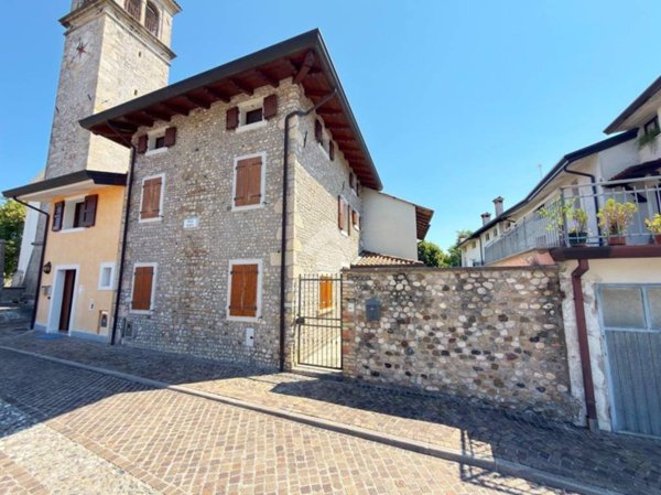 casa indipendente in vendita a San Giorgio della Richinvelda in zona Provesano