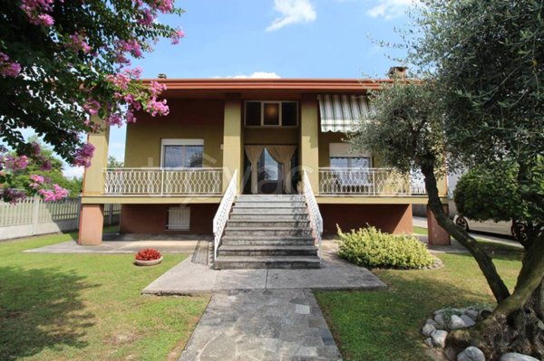 casa indipendente in vendita a San Giorgio della Richinvelda