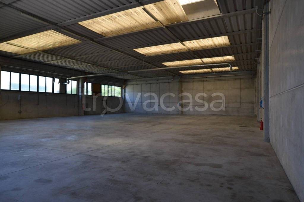 locale commerciale in vendita a San Quirino