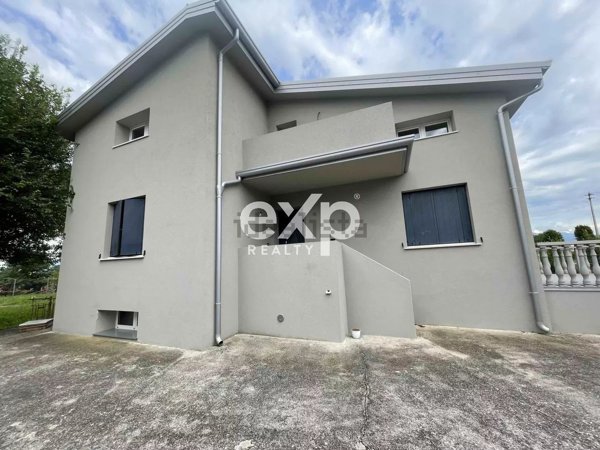 casa indipendente in vendita a San Quirino