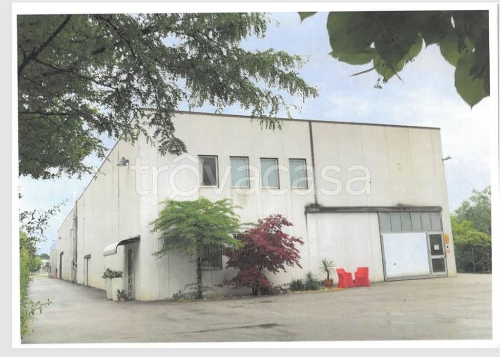 capannone in vendita a San Quirino