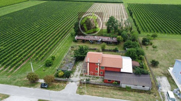 casa indipendente in vendita a San Quirino