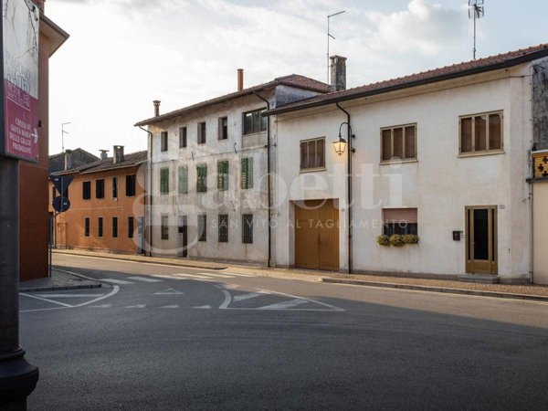 casa indipendente in vendita a San Vito al Tagliamento in zona Prodolone