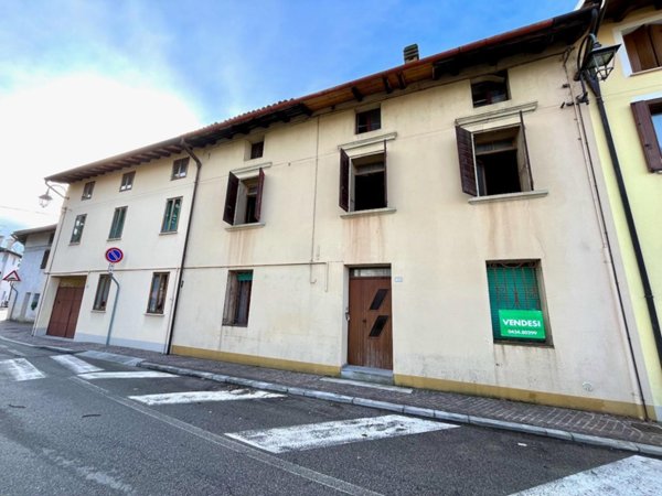 casa indipendente in vendita a San Vito al Tagliamento in zona Prodolone