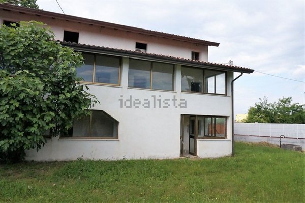 casa indipendente in vendita a San Vito al Tagliamento in zona Gleris