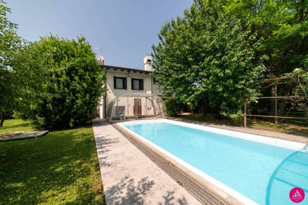 casa indipendente in vendita a San Vito al Tagliamento in zona Savorgnano