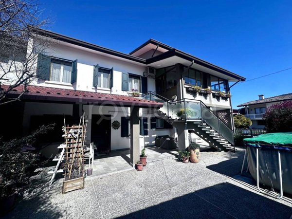 casa indipendente in vendita a San Vito al Tagliamento in zona Savorgnano